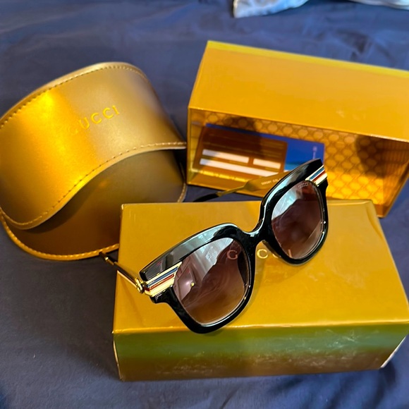 Gucci Shades